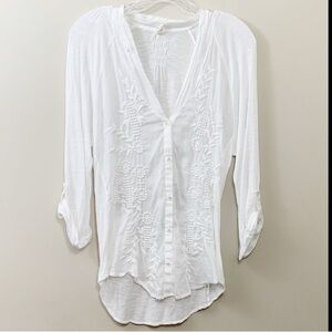 Anthropologie TINY Floral Embroidered V-Neck Button Down White Blouse